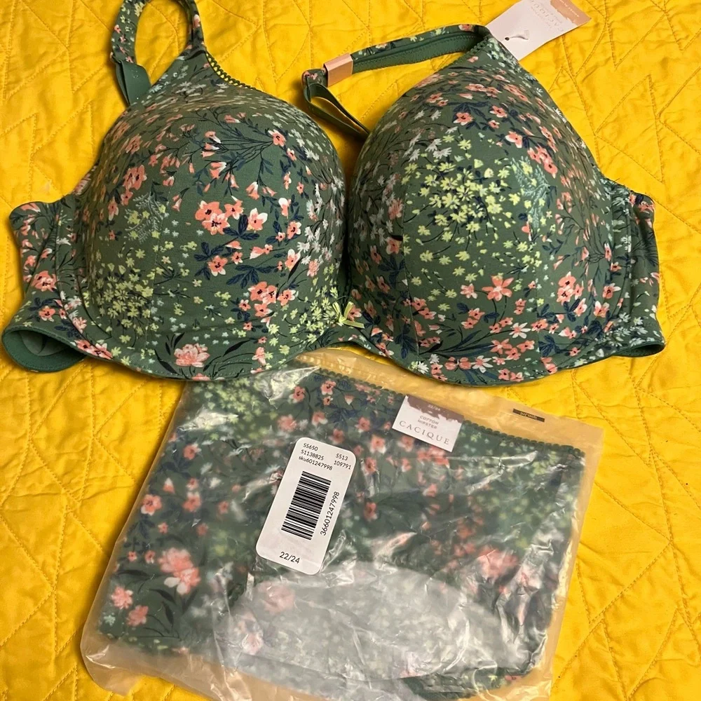 New With Tags Cacique Green Floral Intimates Set— Bra and Panties - Picture 8 of 8
